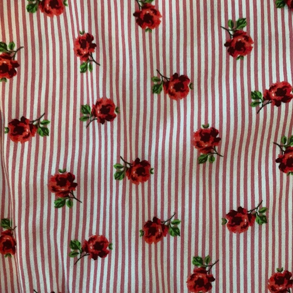 Red and White Floral Roses Blouse with Lace Back for Girls - Picture 2 of 6